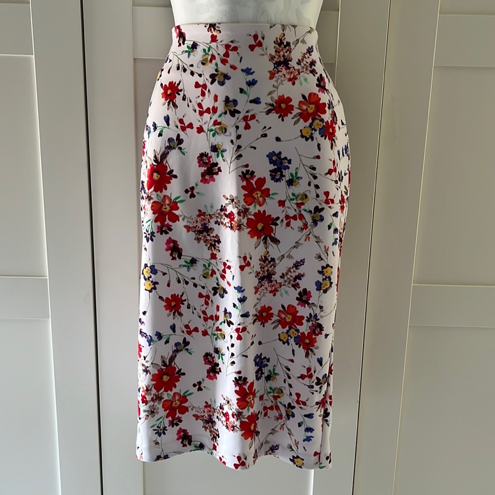 MIDI skirt